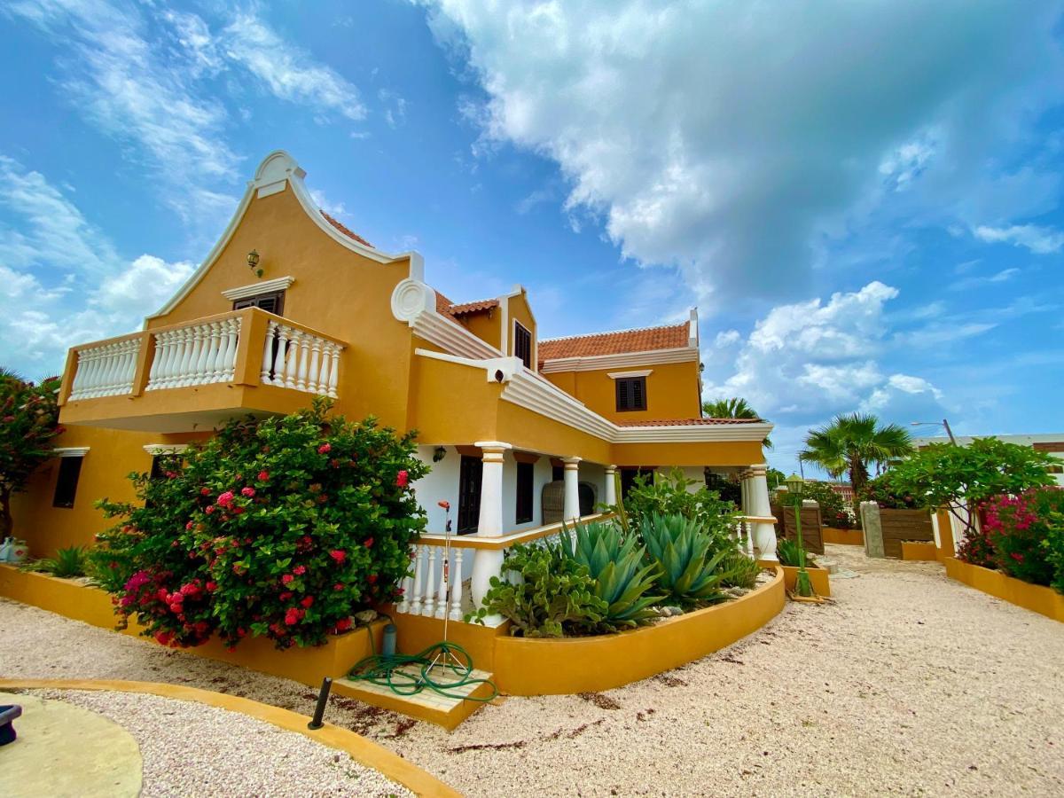 Landhuis Belnem Bonaire Bed and Breakfast Playa Eksteriør billede